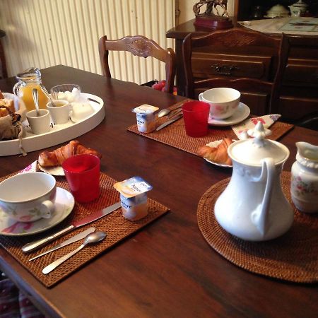 Bed and Breakfast Les Fleurs Monpazier Exterior foto